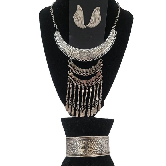 Boho Trendy Silver-tone Egyptian Style Necklace, Cuff Bracelet & Stud Earrings - Picture 6 of 9